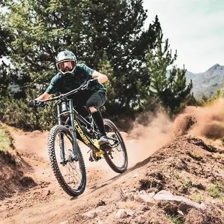 Rioulet - Joli Avec Balcon Et Parking Proche Du Centre De Mae-8494 Apartmán Barèges