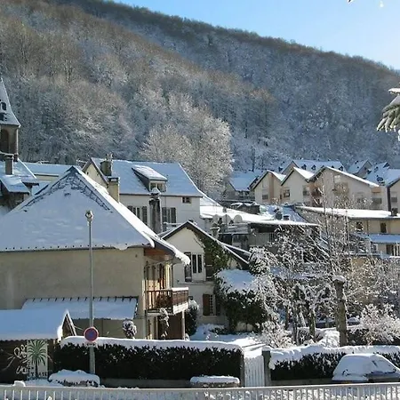 Rioulet - Joli Avec Balcon Et Parking Proche Du Centre De Mae-8494